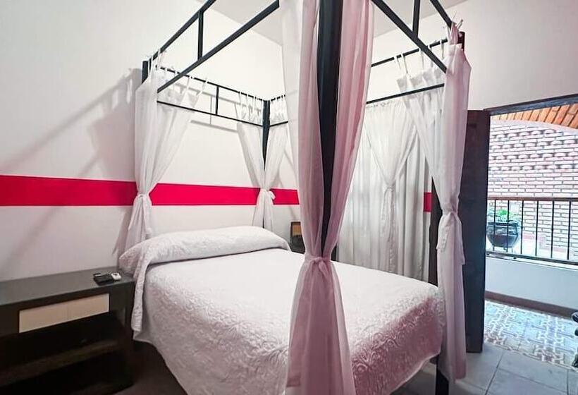 בית מלון כפרי Boutique Doña Celia