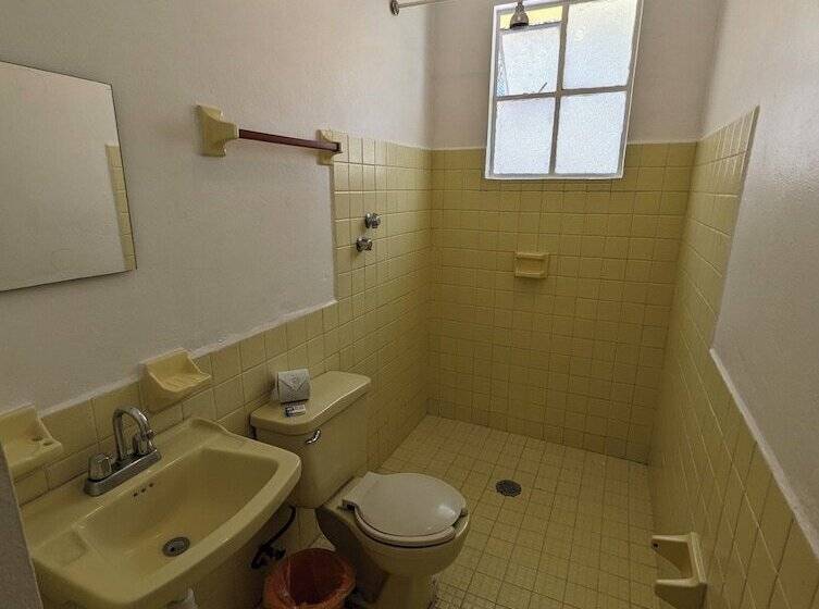 فندق Posada Familiar Ivonne