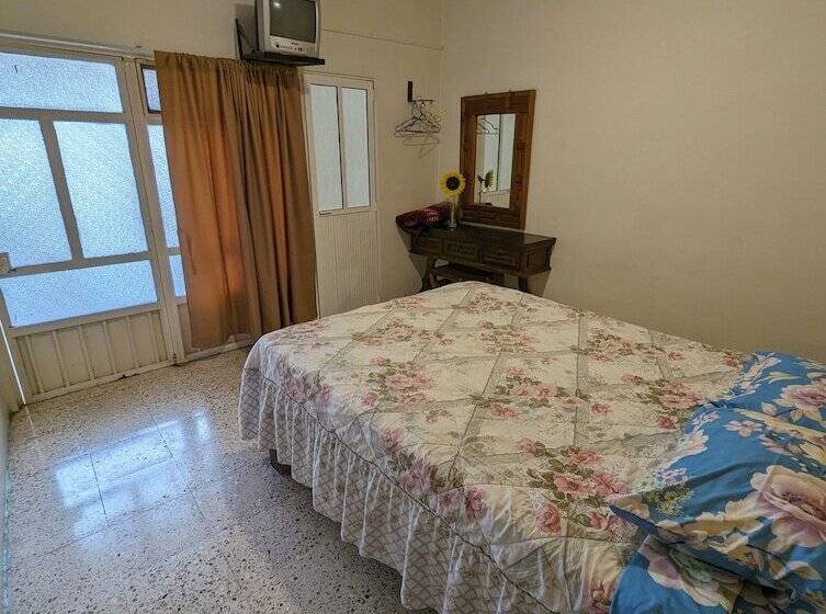 فندق Posada Familiar Ivonne