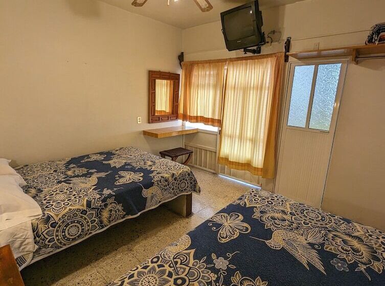 فندق Posada Familiar Ivonne