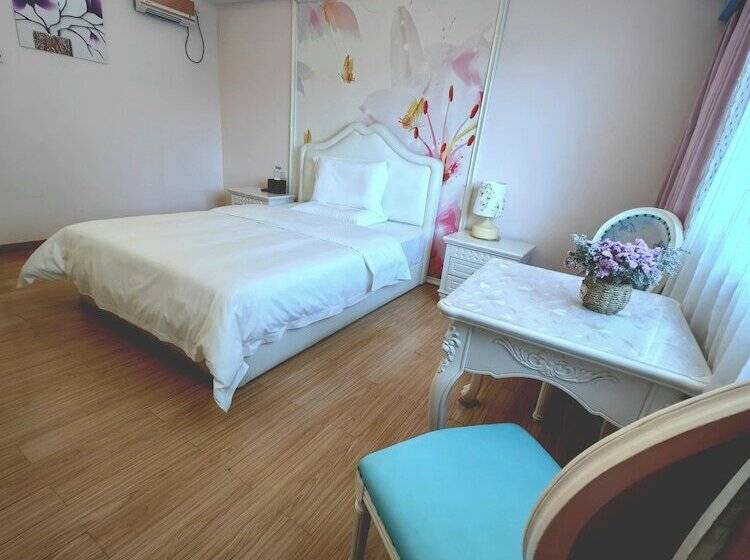 Mihua International Apartment