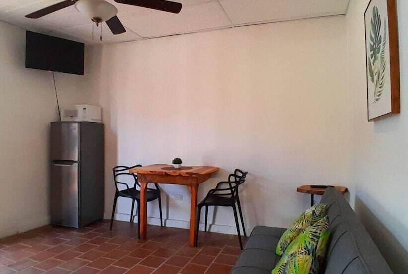 بنسيون Casa Blanca