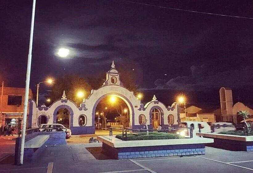 پانسیون Hospedaje Mónaco Jauja Airport