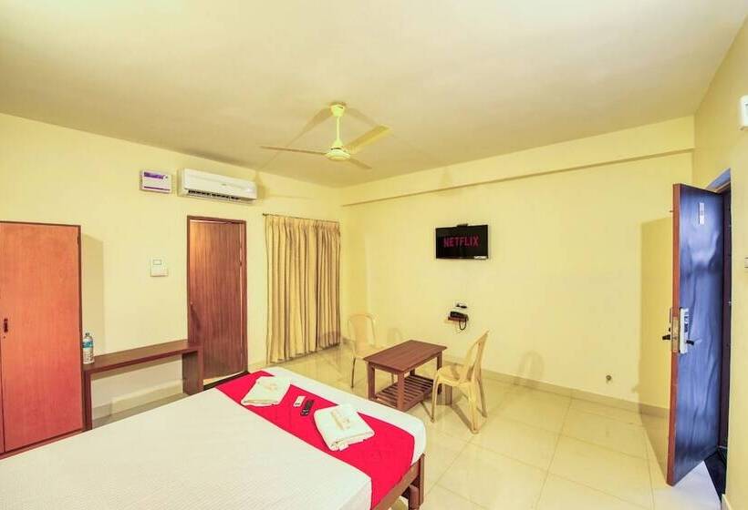 منتجع Sandanams Villa Coutralam