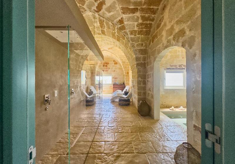 Villa Neviera Wine Resort & Spa By Cantine Due Palme