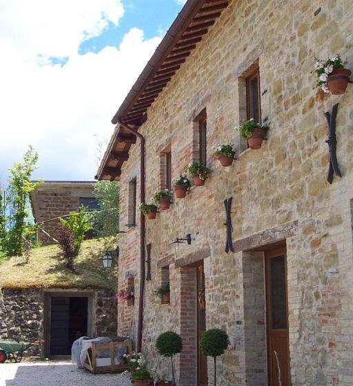 צימר Country House La Querceta Di Marnacchia