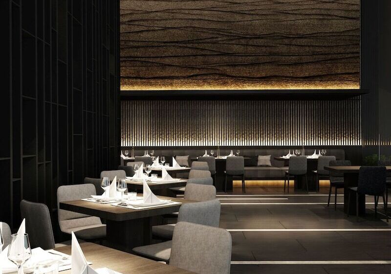 Centre Point Danang Hotel & Residence