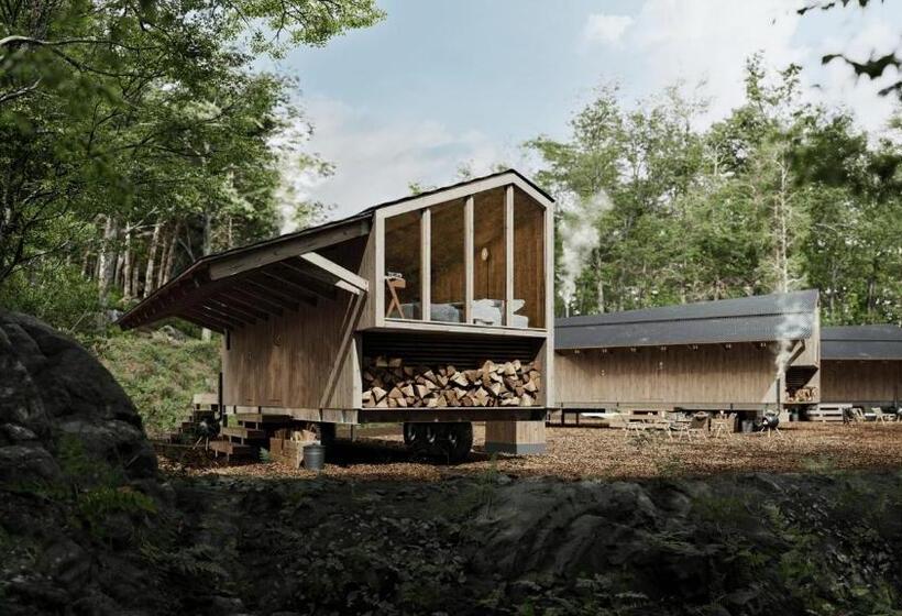 ホテル Earthboat Kitakaruizawa