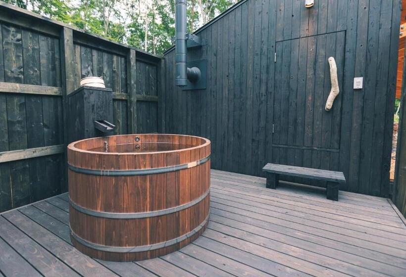 ホテル Earthboat Kitakaruizawa