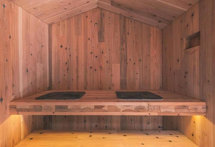 ホテル Earthboat Kitakaruizawa