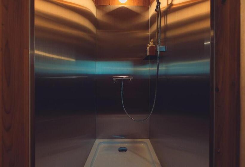 ホテル Earthboat Kitakaruizawa