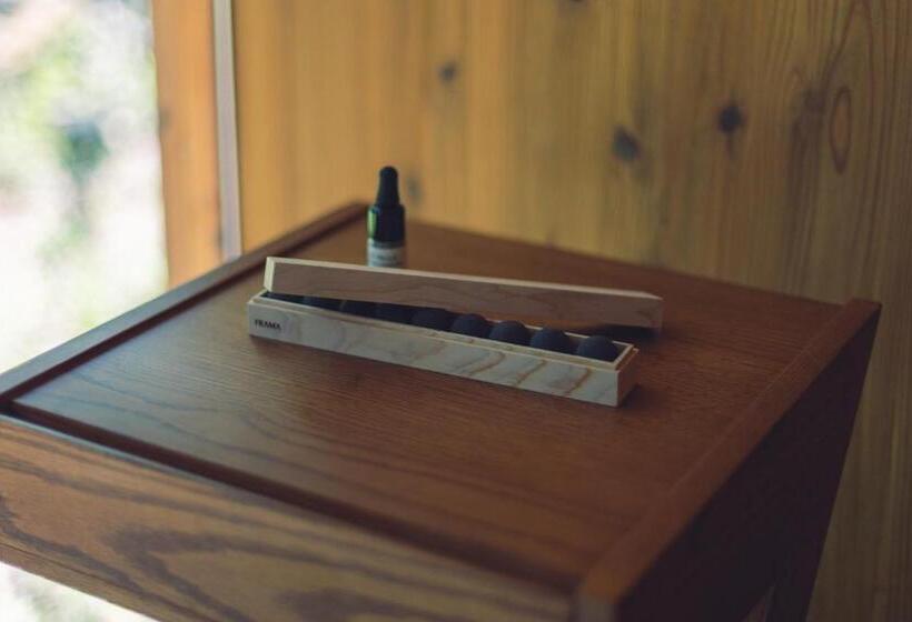 ホテル Earthboat Kitakaruizawa