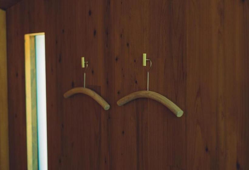 ホテル Earthboat Kitakaruizawa