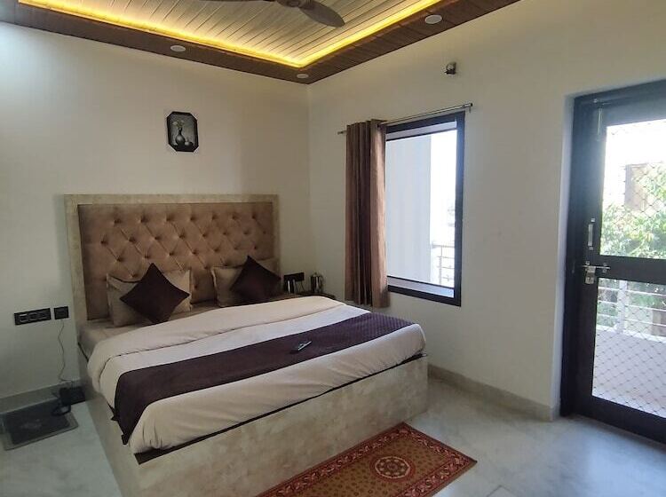 호텔 Govindam Royal Stay