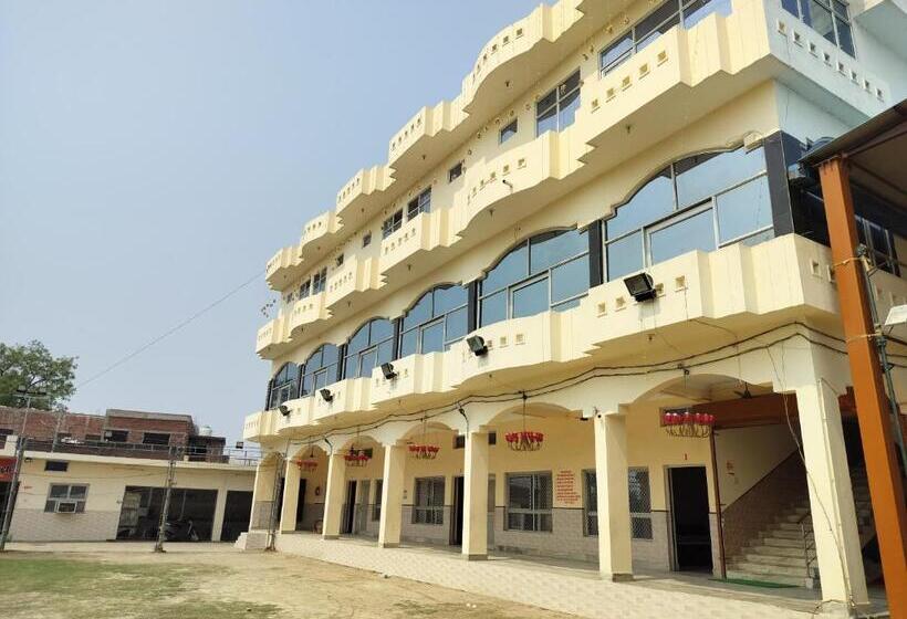 Отель Kesarwani Seva Sadan