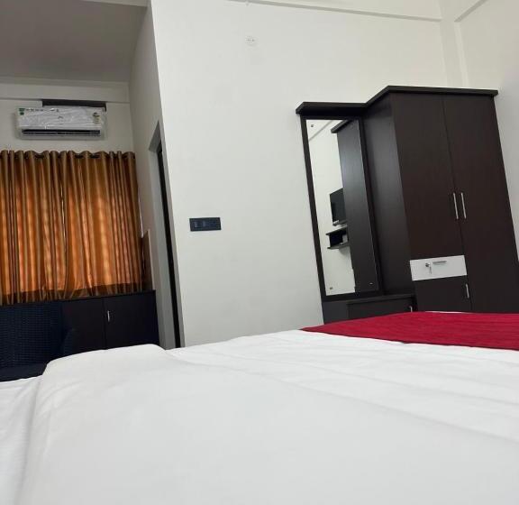 فندق Moonlit Royal Grand Suite