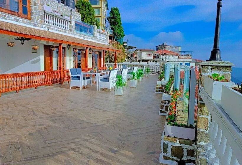 فندق Shashwat Grand Valley