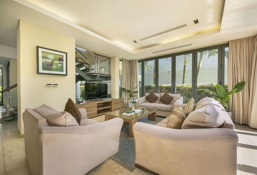 استراحتگاه The Ocean Suites