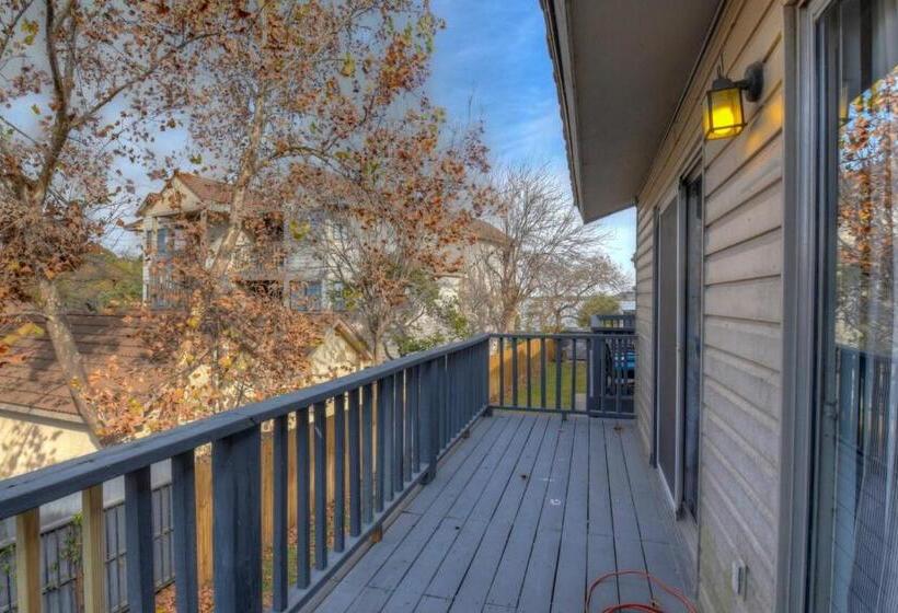 Sundowner Stay On Lake Lbj!