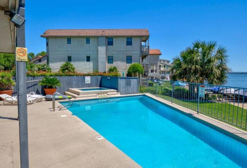 Sundowner Stay On Lake Lbj!