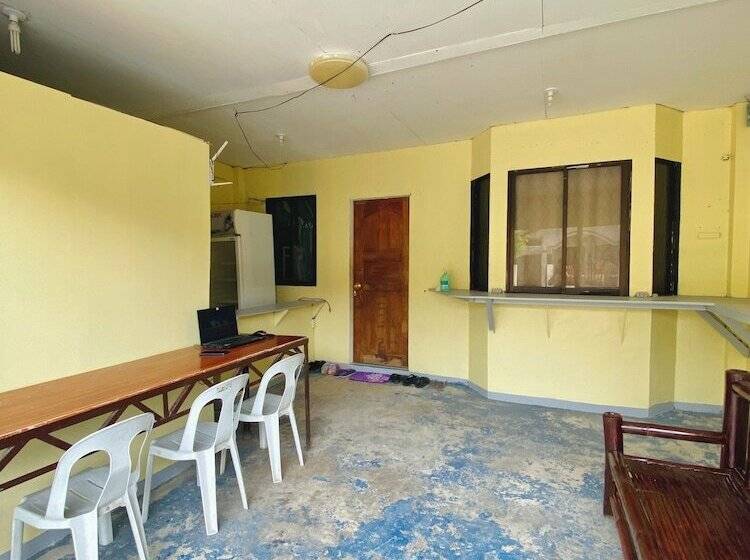 Byahero S Eskapo Hostel