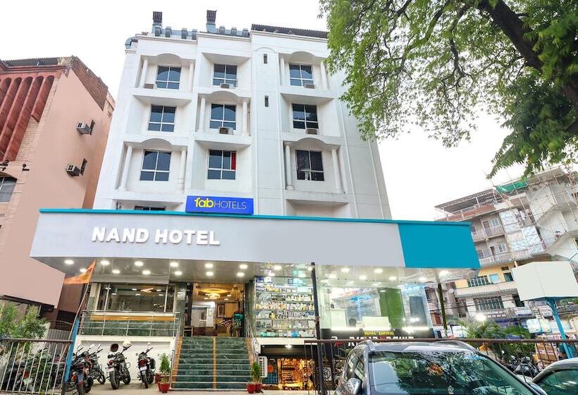 Fabhotel Nand