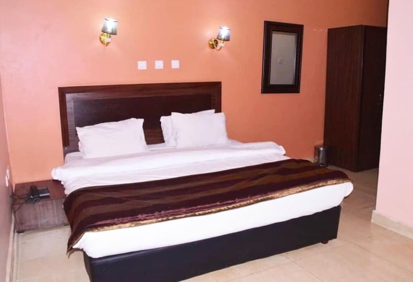 C To C Luxury Hotel And Suites