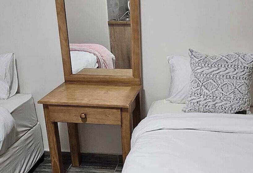 בית מלון כפרי Hagar Lodge