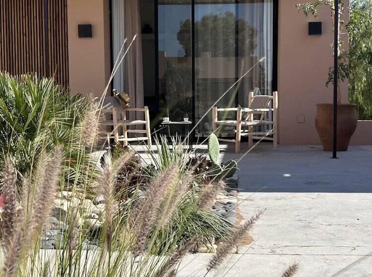 پانسیون Dar Almajula