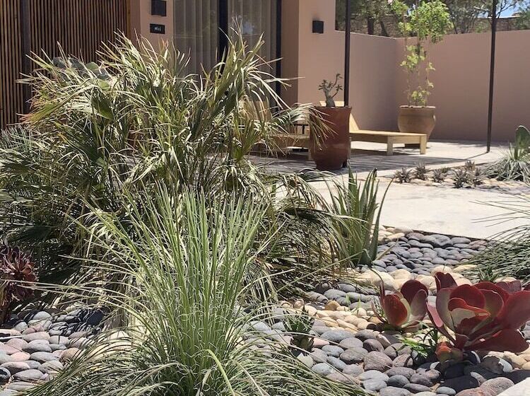 پانسیون Dar Almajula