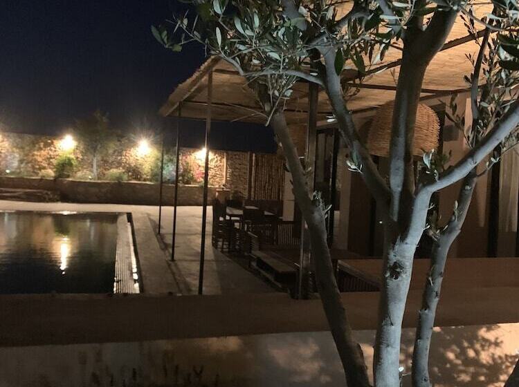 پانسیون Dar Almajula