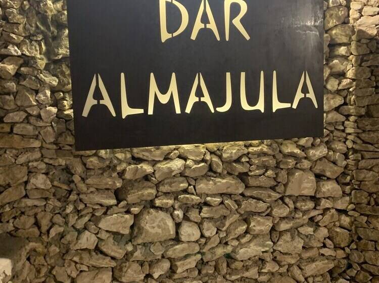 پانسیون Dar Almajula