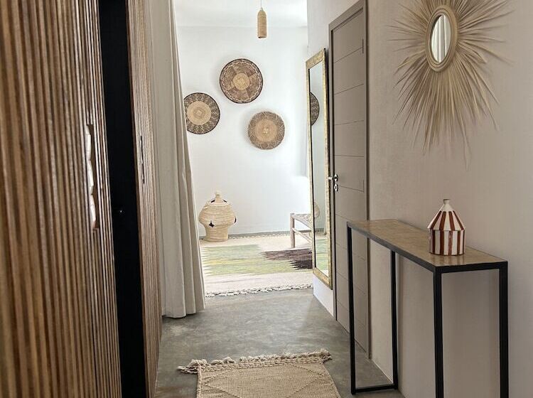 پانسیون Dar Almajula