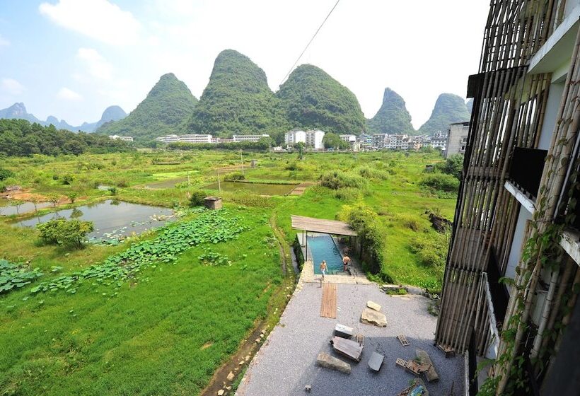 Общежитие Yangshuo Sudder Street Guesthouse
