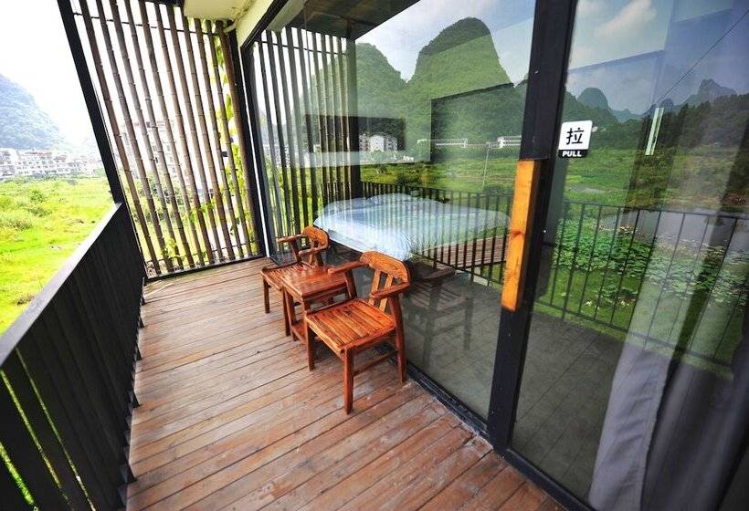 Общежитие Yangshuo Sudder Street Guesthouse