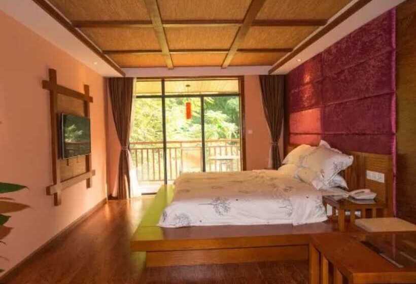 Bluesky Hotel & Resort