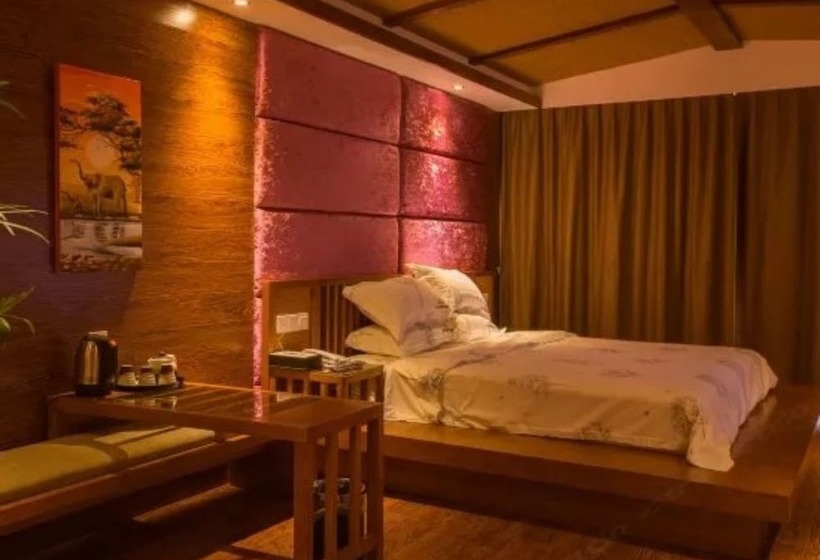 Bluesky Hotel & Resort