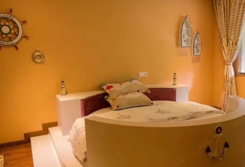 Bluesky Hotel & Resort