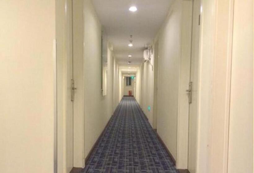 호텔 7 Days Inn Beijing Xueyuan Road Liudaokou Subway Station Branch