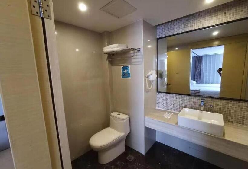 Hotel 7days Dongguan Tangxiayin Square Walmart