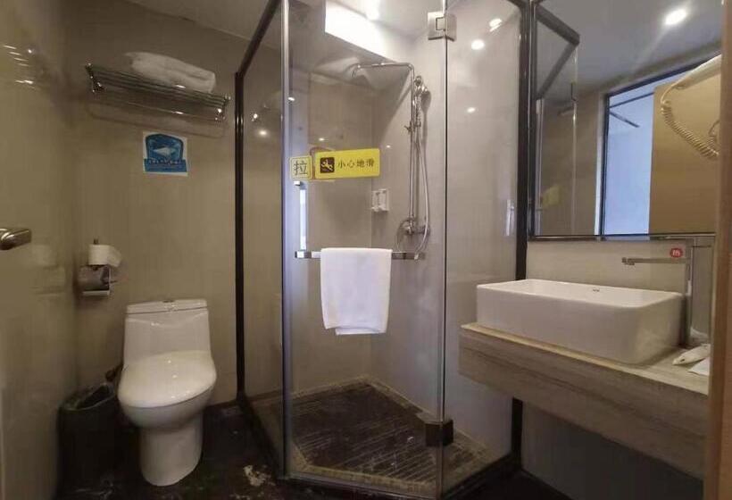 Hotel 7days Dongguan Tangxiayin Square Walmart