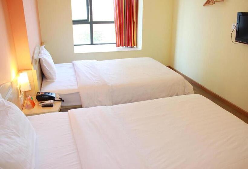 Hotel 7days Inn Huquan Street Yangjiawan Subway Station