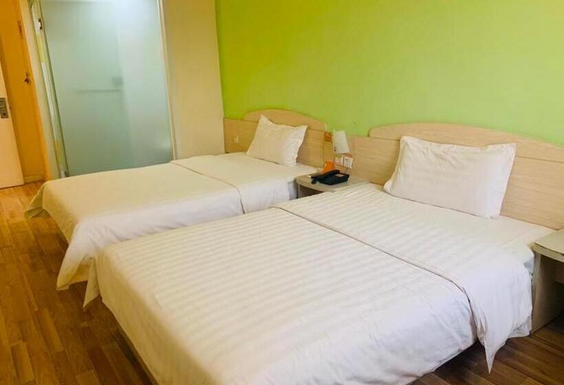 Hotel 7days Inn Wuhan Huazhong Science And Technology University Guanggu Square