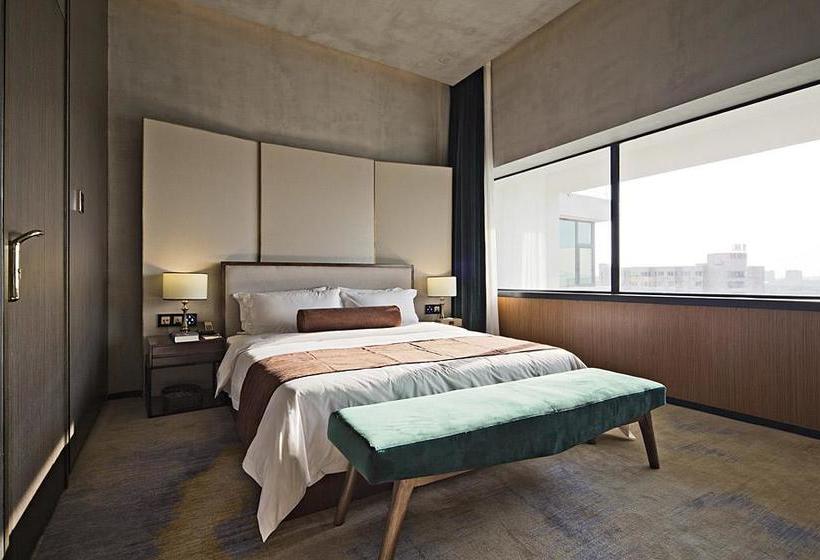 فندق James Joyce Coffetel Guangzhou Panyu Changlong