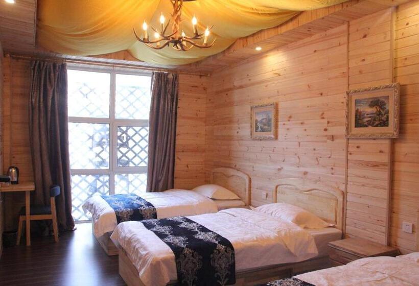 Manzhouli Volga River International Youth Hostel