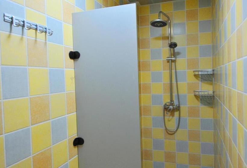 Xianyang Gudu International Youth Hostel