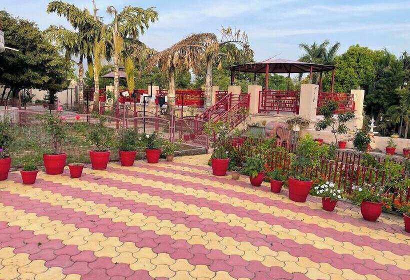 Отель Prithvi Farm Cottage And Villa