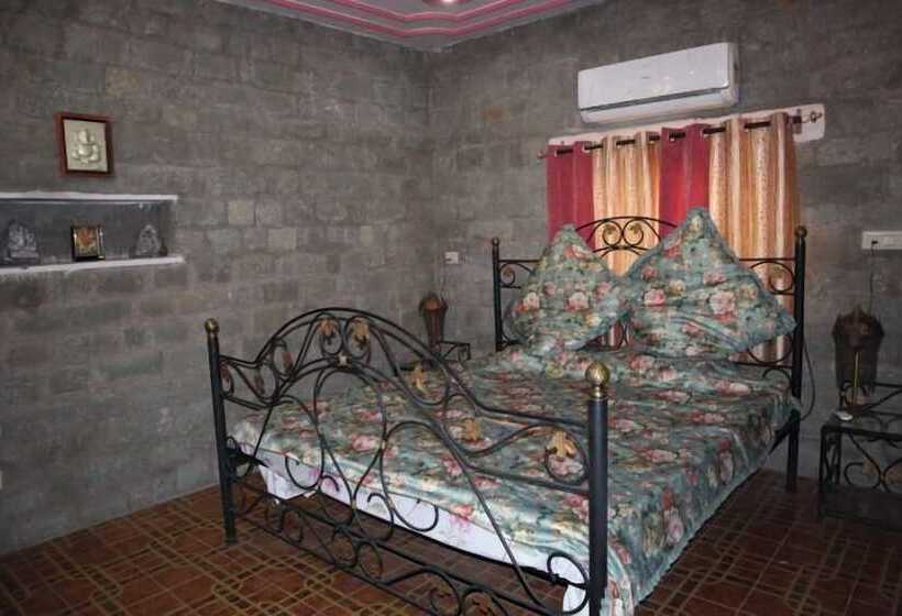 Отель Prithvi Farm Cottage And Villa