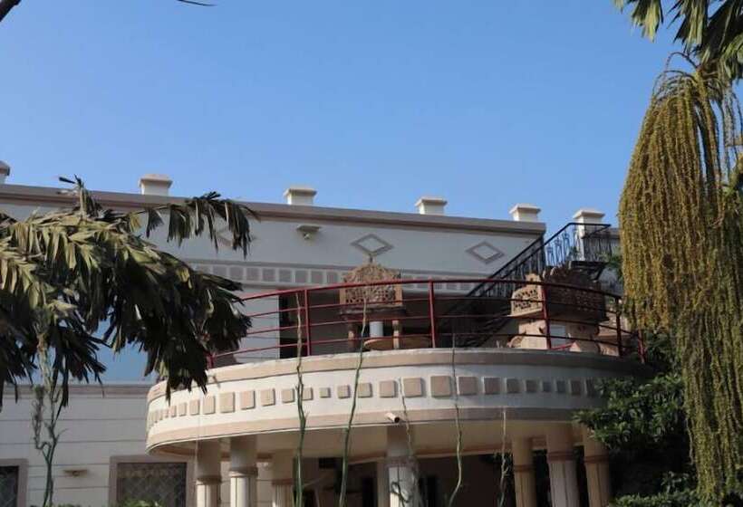 Отель Prithvi Farm Cottage And Villa