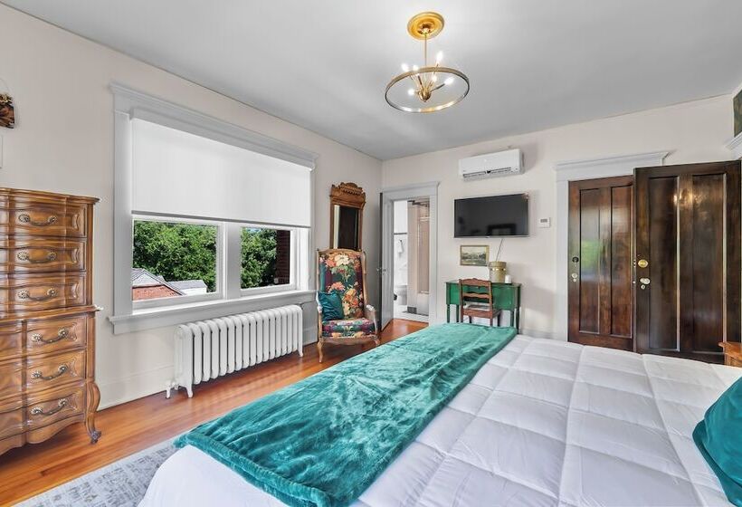 فندق Rockwood Inn